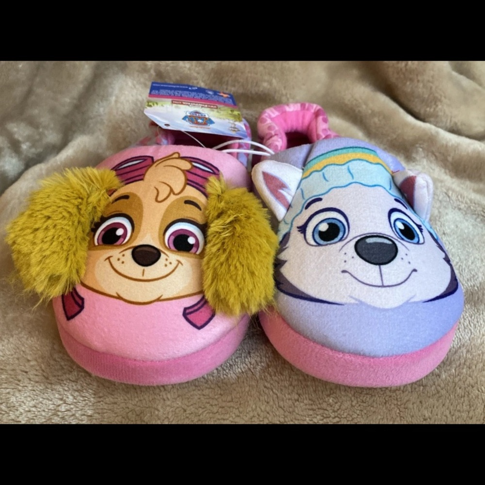 NWT Girl’s Paw Patrol Slippers Shoes Skye Everest Size 9/10 - Picture 3 of 7